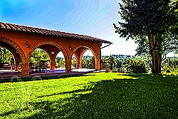 	Toskana Villa auf Weingut mit Pferden, Tennis & Wellness