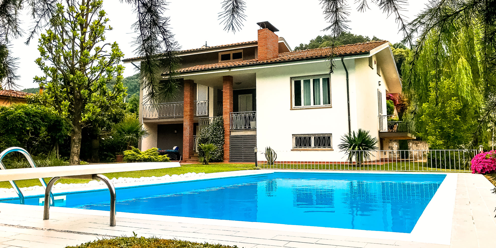 Ferienhaus Toskana Lucca Meer mit Pool und eingezäunt