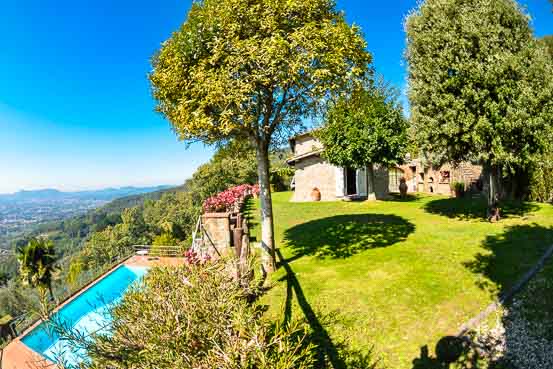 Ferienhaus Toskana mit Panorama auf Lucca 12 + Personen 