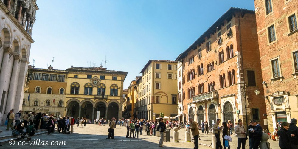 Lucca Toskana - Piazza san Michele