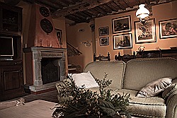 	Kleines Toskana Ferienhaus bei Lucca in Panoramalage