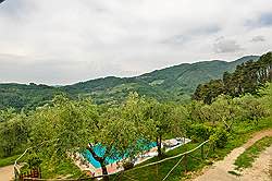 	 Ferienhaus Toskana mit Pool eingezäunt